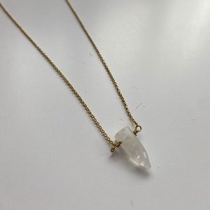 Stone gold necklace